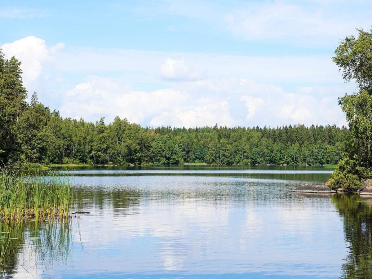 5 Person Holiday Home In Tingsryd エクステリア 写真